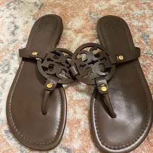 Chocolate brown Millers 9.5